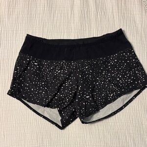 Oiselle Toolbelt Roga Run Shorts